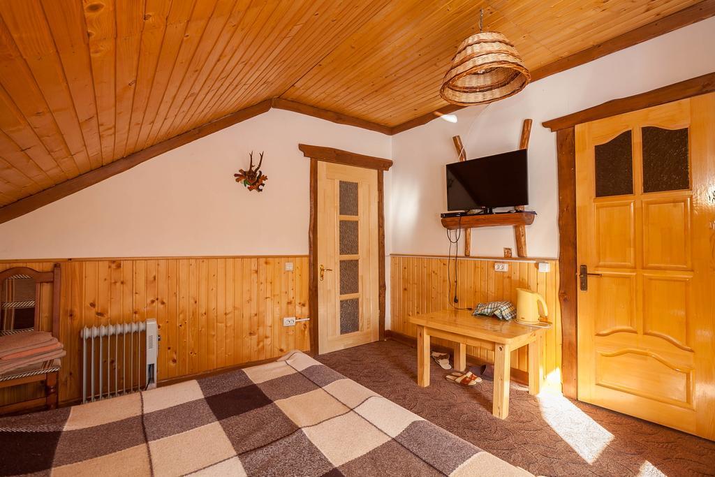 ירמכה Vatra Hotel מראה חיצוני תמונה