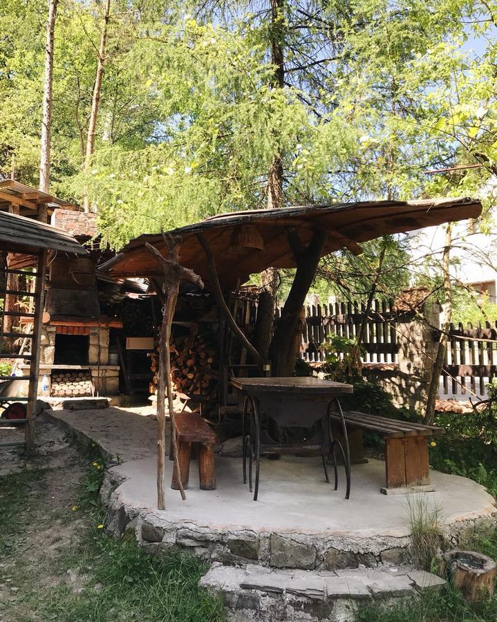 ירמכה Vatra Hotel מראה חיצוני תמונה